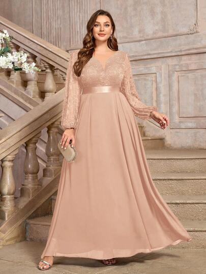 Đầm maxi cỡ lớn cổ chữ V sâu, tay phồng, chất liệu chiffon satin phối ren hoa, eo tương phản, kiểu dáng thanh lịch, thích hợp cho dạ hội, đám cưới, lễ tốt nghiệp, tiệc chiêu đãi và các dịp khác.