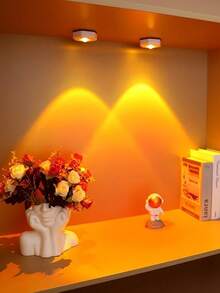 1 pieza Luz de gabinete creativa con efecto de ojo de gato y puesta de sol roja, funciona con 3 pilas AAA, lámpara de proyección de puesta de sol ajustable con LED, lámpara de mesita de noche, luz nocturna para dormitorio, luz nocturna para habitación infantil, luz de gabinete, luz de pared, adecuada para habitación infantil, pasillo, baño, sala de estar, decoración de armario - Luces de atardecer hexagonales - Ver 4