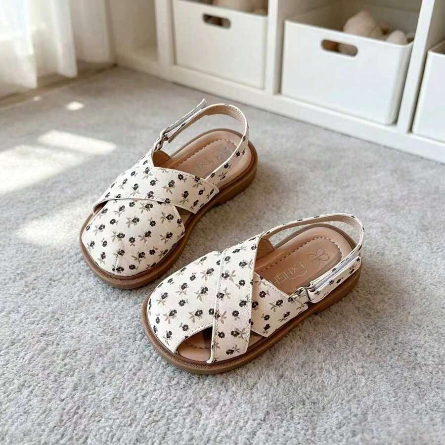 Giày sandal quai chéo họa tiết hoa cho bé gái, giày mùa hè mới cho trẻ em, đế mềm chống trượt, kiểu hở mũi, có khóa dán, thích hợp đi biển, quà tặng ngày lễ. - màu đen - Xem 1