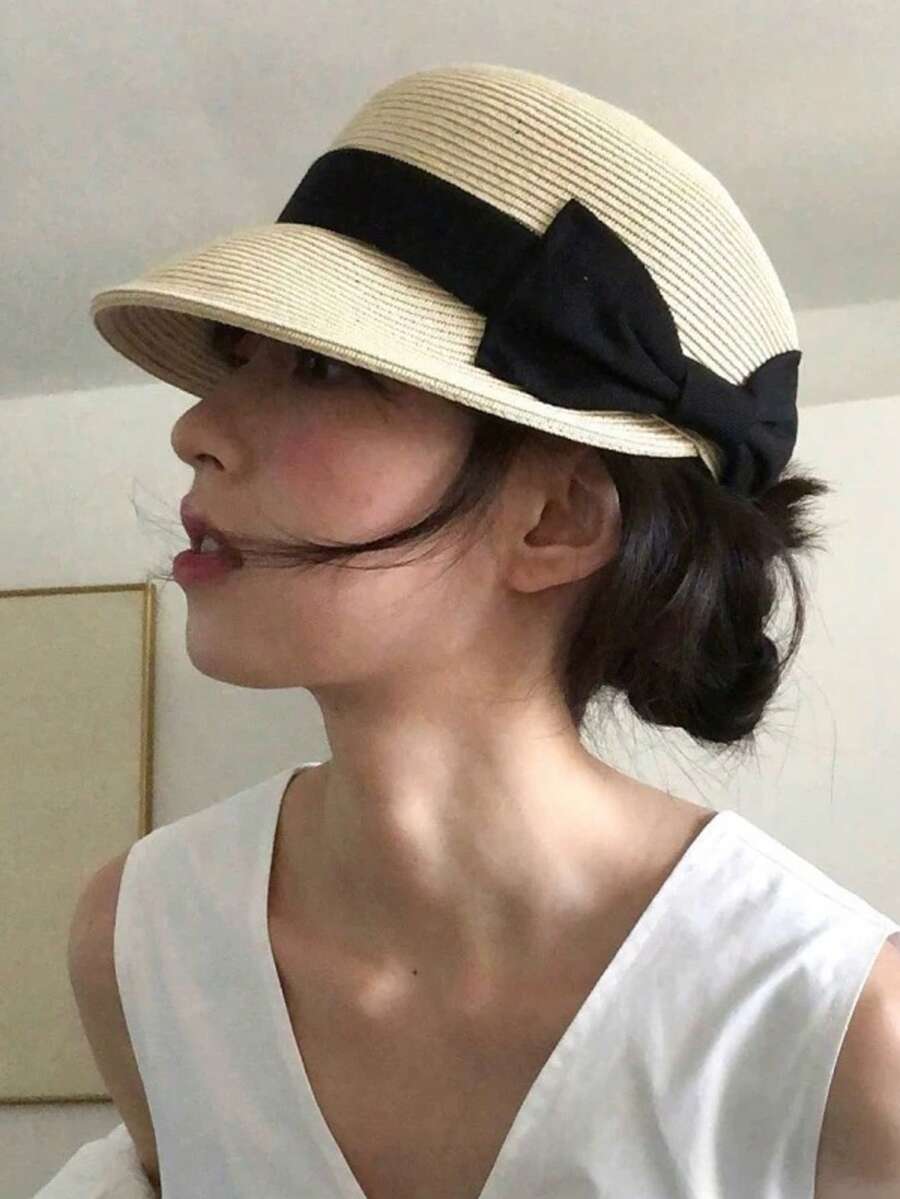 1顶时尚优雅女士夏季户外运动遮阳帽,可折叠便携,适合游泳、棒球、高尔夫等户外活动,具有防紫外线功能,是度假旅行的理想之选。 - A - 查看 1