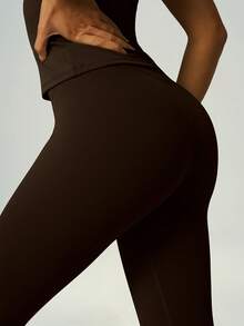 Round Neck Short Sleeve Sports Top Paired With Butt-Lifting Yoga Pants, Spring/Summer Activewear Set - Coffee Brown - View 6