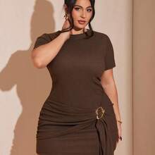 Plus Size Women's Brown Short Sleeve Gold Metal Button Decor Dress, Summer Beach Vacation Dress,Party,Elegant,Wedding,Graduation,Music Festival,Concert,Dresses For Women,Maxi Dress,Birthday Dresses For Women,Summer Dresses,Wedding Guest Dress Women ,Summer Dress,Wedding Guest Dress Women,Dress,Prom Dress,Beach Dress,Summer Dresses,Vacation Outfits Women,Easter Dresses For Women,Plus Size Woman Dresses,Plus Size Woman Dresses,Dresses For Women Plus Size,Dresses For Women Plus Size, Spri - Marrón - Ver 2