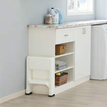 Rubbermaid Commercial Products Escalón banco Plegable de 2 Pasos Escalera de Dos Peldaños con Capacidad de 136 kg para Hogar Cocina y Oficina taburete; Blanco FG420903WHT - blanco - Ver 7