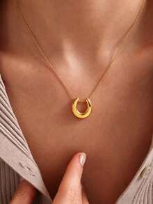 1. Dây chuyền mặt hình móng ngựa bằng thép không gỉ mạ vàng 18K\N2. Dây chuyền mặt hình học có thể tháo rời\N3. Dây chuyền ôm sát cổ hình móng ngựa chữ U mạ vàng cổ điển\N4. Dây chuyền kẹp giấy tối giản\N5. Dây chuyền mặt hình móng ngựa phong cách Boho\N6. Dây chuyền xương đòn bùa may mắn nhỏ nhắn\NQuà tặng trang sức thời trang dành cho nữ - Vàng - Xem 5