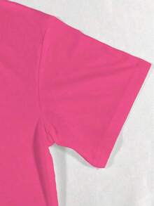 Plus Size T-Shirt With "Kindness Is Free" Print - Pink - View 4
