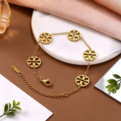 1pc Fashionable Women's Hollow Round Disc Stainless Steel Bracelet, 18K Gold Plated, Luxury High-End Commuting Accessory, Suitable For Daily Wear And Party Gifts