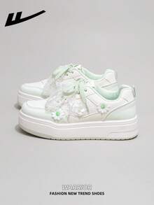 Beige/Green