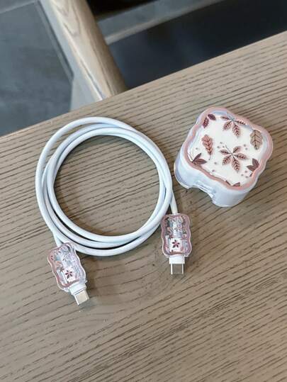3pcs Maple Leaf Pattern Charging Cable Protector Set, Suitable For 20W UK Standard Apple Fast Charger