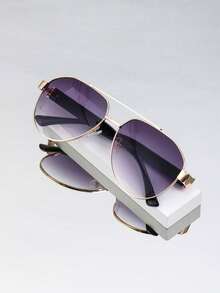 New Retro Double-Bridge Metal Unisex Fashion Glasses, Suitable For Street Style, Runway, Travel, Casual Daily Wear, Parties, Meetings, And Unique Personalized - Multicolor - View 6