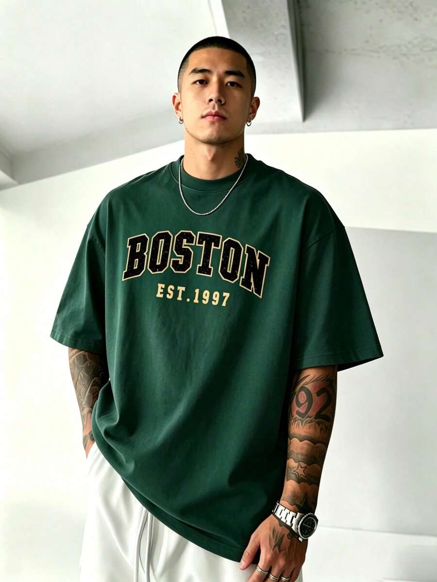 男士 Boston EST.1997 字母图案加大码短袖圆领复古休闲街头T恤 - 墨綠色 - 查看 1