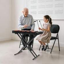 32 Noten, Braun, mit Ständer