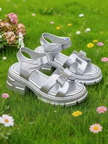 1 đôi sandal cao gót tối giản cho bé gái, giày đi biển thường ngày đa năng cho mùa hè. - Bạc - Xem 5