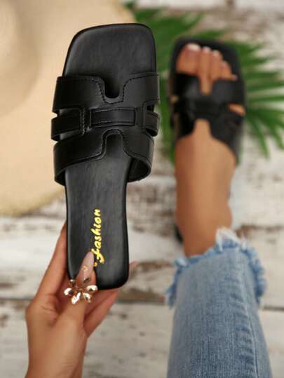Giày sandal nữ đế bằng kiểu dáng mới, khoét lỗ, màu trơn, mũi vuông, kiểu dáng thường ngày.