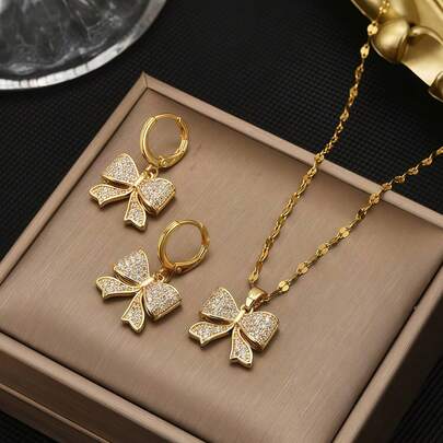 3 piezas Elegante conjunto de collar con colgante de mariposa y aretes, acero inoxidable con circonita cúbica sintética, diseño geométrico simple, adecuado para uso diario y como regalo, aplicable para Acción de Gracias - Sin caja