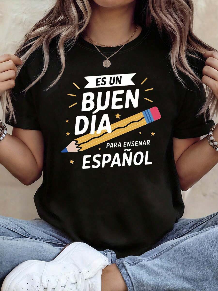 Camiseta temática de enseñanza de español de mujeres - Decoración de lápiz y eslogan de dibujos animados, manga corta casual, blanco-amarillo-azul, estilo de profesor animado, cómodo top diario para la enseñanza de español, vestir de primavera / verano