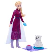 Mattel Frozen Animales de Arendelle Elsa con Osito - Muñecas modelo realistas y detalladas para coleccionistas y niños. Materiales de alta calidad, seguros y duraderos. Diseños estilizados que inspiran creatividad y juego imaginativo. Ideales para exhibir, jugar o como regalo especial. Perfectas para fomentar la imaginación y colecciones temáticas. - Multicolor - Ver 1