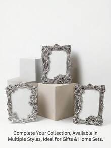 1/2 khung ảnh mạ bạc cao cấp, kiểu dáng cổ điển Baroque, chất liệu nhựa bền với lớp phủ bóng như gương, thiết kế hoa văn uốn lượn tinh xảo, có thể để bàn, lý tưởng cho trang trí nhà cửa, quà tặng đám cưới và các dịp lễ kỷ niệm quanh năm. - Nhiều màu - Xem 5