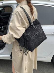 蕾丝小巧设计清新文艺风手提包，饰以蝴蝶结，时尚简约休闲，大容量高性价比女士单肩包，优雅女士腋下包，适合度假、海滩、通勤、日常搭配、摄影、送礼等场合。 - 黑色 - 查看 4