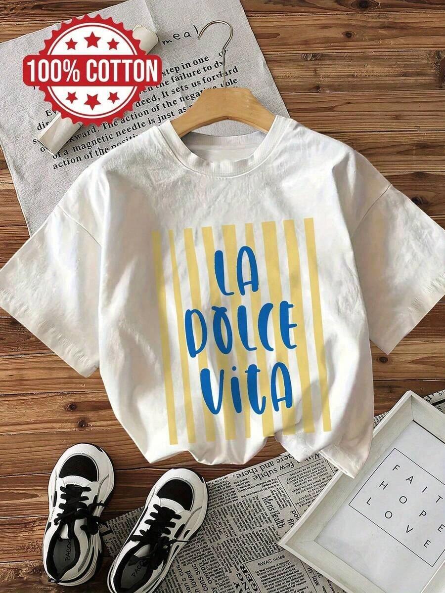 Sommarfräsch stil, randig T-shirt med tryck av "LA Dolce Vita", kortärmad, avslappnad rundhalsad modell i ren bomull, toppar för kvinnor, semesterkläder för sommaroutfits för damer. - Vitt - Visa 1