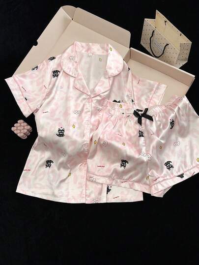 Summer Short Sleeve Satin Women's Pajama Set, Cute Cartoon Leopard Print Luxurious, Front Button Pocket Bow Decor Short Sleeve Top And Shorts Casual Silk Homewear Set