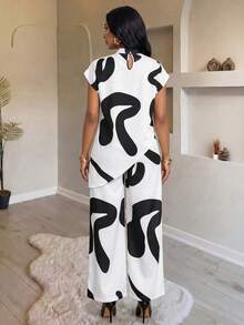 SHEIN Lady Summer Elegant Commuter Simple Geometric Print Two Pieces Set Women Two Pieces Outfits Summer Outfits For Women Vacation Outfits Woman 2 Pieces Sets Woman - Black and White - View 3