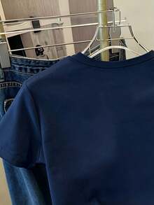180 g Hecho en México, Moda Primavera/Verano 2026 Camiseta de manga corta, Estampado de dibujos animados, Estilo para parejas, Ropa interior/exterior, Cuello redondo informal para la oficina, Top unisex de una pieza - Azul Marino - Ver 6