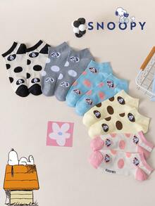 SNOOPY 1/5/10双装正品史努比印花女士夏季运动袜。可爱的卡通史努比印花设计，专为女士夏季穿搭打造。防臭、吸湿排汗，多功能休闲运动中筒袜，适合学生、通勤、送礼及多种场合。 - 彩色 - 查看 1