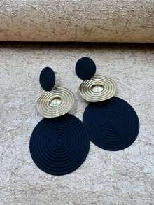 1 Pair Fashionable Exaggerated Round Embossed Earrings - Black - View 4