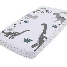 NoJo Baby-Saurus Photo Op Roar White Gray and Green Dinosaur with Clouds Nursery Fitted Crib Sheet Grey White Green - Gris Blanco Verde - Ver 2