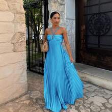 Women's Pleated Halter Neck Maxi Dress, Crisscross Straps Cutout Waist Evening Gown - 湖藍色 - 查看 2