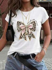 Nueva camiseta de manga corta con cuello redondo para mujeres, diseño primavera-verano, combina perfectamente un nudo de mariposa moderno y minimalista con estampados de letras en inglés, transpirable y absorbe la sudoración. Envío directo desde nuestro almacén local, modelo para parejas, ideal para llevar en pareja.-Vintage Street Style Unisex Loose Cotton Short Sleeve Crew Neck T-Shirt - Blanco - Ver 2