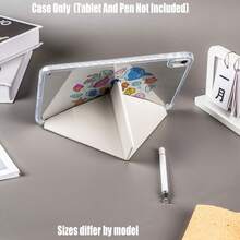 Ốp bảo vệ chống nước Underwater Squad Y-Fold bằng acrylic trong suốt cao cấp. Tính năng: Thiết kế chân đế gấp ba hình chữ Y, Chức năng tự động bật/tắt màn hình thông minh, Bảo vệ toàn diện, Chất liệu khung thân thiện với da, Khung chống rơi bằng túi khí, Chân đế đa góc, Mặt lưng acrylic trong suốt, Khe cắm bút tích hợp, Các đường cắt chính xác, Nhẹ và dễ mang theo. Phù hợp với Mini 4/5 (7.9 inch) - Nhiều màu - Xem 6