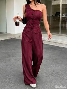 Elegant Women's Two-Piece Set In Burgundy, Consisting Of A Sleeveless Blazer With An Asymmetrical Neckline And Pinstripes, And Long Wide-Leg Trousers. Ideal For Autumn Looks. - 酒紅色 - 查看 5