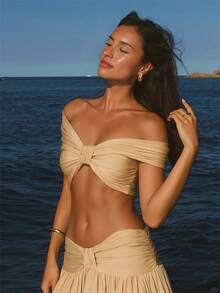 Twist Front Off-Shoulder Two-Piece Set, Ruched Crop Top With Flowy Maxi Skirt, Chic Style For Summer Outings, Sunset Parties And Coastal Getaways - 土豪金 - 查看 2