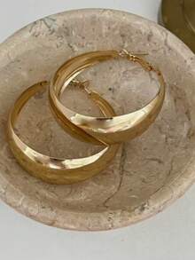 Women's Fashionable Minimalist Hoop Earrings - Gold - View 6