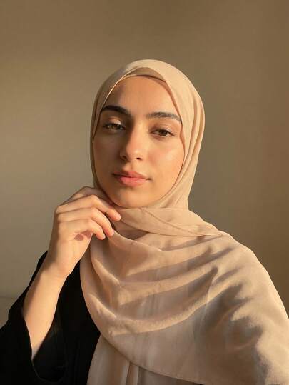 1 chiếc khăn trùm đầu Hijab đơn giản, đa năng, kín đáo, màu trơn, chất liệu chiffon mềm mại, thoáng khí, thích hợp cho mùa xuân/hè.