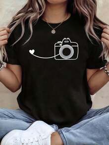 Camiseta con tema de fotografía del corazón de las mujeres | Cámara y decoración gráfica del corazón de manga corta casual, blanco y negro fotógrafo artístico minimalista Top diario - Negro - Ver 2