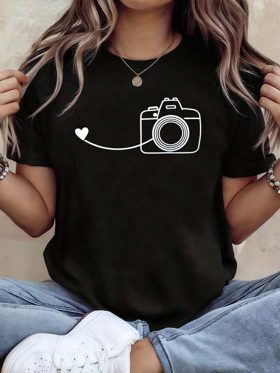 Camiseta con tema de fotografía del corazón de las mujeres | Cámara y decoración gráfica del corazón de manga corta casual, blanco y negro fotógrafo artístico minimalista Top diario