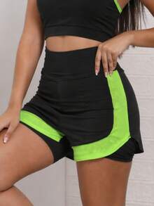Double Fitness Shorts - Green - View 2