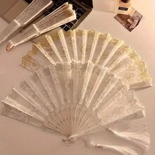 轻盈的白色樱花手扇，饰以金色箔印，适合居家使用 - A - 查看 9