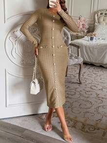 Đầm midi dệt kim vải tweed màu kaki thanh lịch của Unadoll dành cho nữ, tay dài, cài cúc vàng, dáng ôm sát, xẻ tà sau, thích hợp cho công sở và tiệc tùng. - Màu Khaki - Xem 8