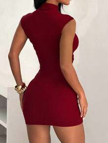1 pieza Vestido de verano de cuello alto plisado y elástico de unicolor, negro, adecuado para el Día de San Valentín, fiestas elegantes, playa, boda, graduación, cumpleaños y otras ocasiones, vestido mini elegante, ropa casual, vestido corto de mujer, vestido de mujer primaveral lindo - Burdeos - Ver 4