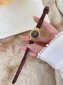 1pc Women's Oval Roman Numeral Casual Elegant Quartz Wrist Watch, Suitable For Daily Wear - Brown - View 8