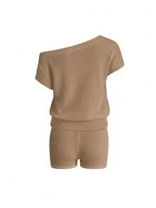 Conjunto casual de playa para mujer - Top de punto con hombros descubiertos de unicolor y shorts de pierna recta, adecuado para usar en primavera y verano - Caqui - Ver 2