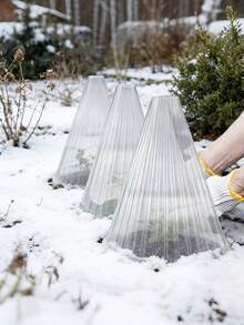 100pcs Reusable Ventilated Bell-Shaped Plant Covers, Protect Seedlings From Pests And Frost, Outdoor Garden Yard Lawn Plant Protection Tool, Prevent Animals, Snails, Birds, Insects - A - View 6