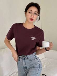 Camiseta De Manga Corta Con Letras Impresas - Burdeos - Ver 3
