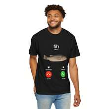 Fih Calling T-Shirt:  Heavyweight  Tee - Negro - Ver 11
