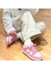 Nike 女士 DUNK LOW 运动鞋，低帮，轻便，减震橡胶鞋底 - 粉紅白色 - 查看 2