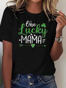 Camiseta de mamá de la suerte del día de San Patricio de las mujeres - Tráfulo y Corazón Decoración eslogan Manga corta casual, verde-blanco fresco Vibe festivo Mamá Reunión de la familia Top - Negro - Ver 2