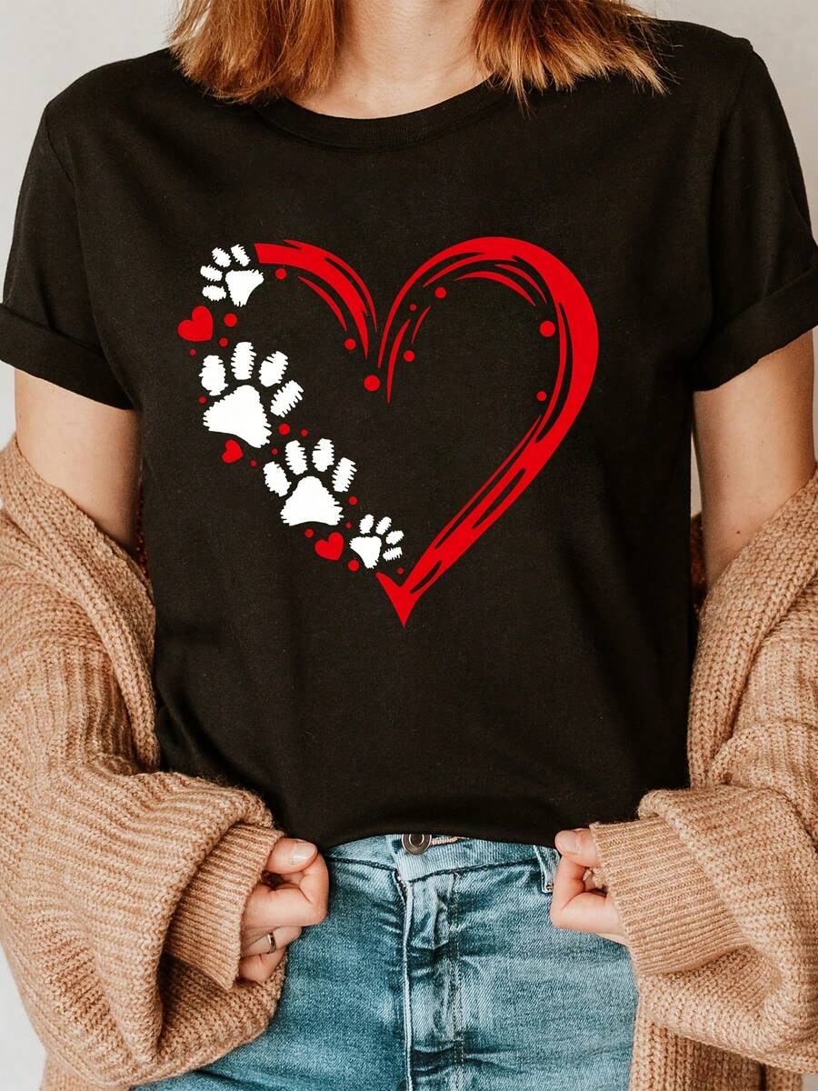 Camiseta con estampado de huella de pie en forma de corazón rojo en Y, top casual de manga corta y cuello redondo para verano y primavera, ropa de mujer - Negro - Ver 1